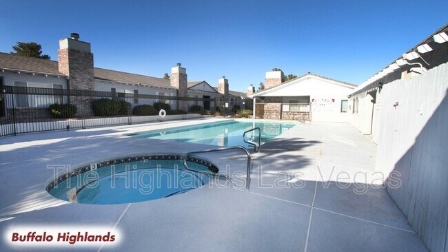 Building Photo - 5354 S Lindell Rd