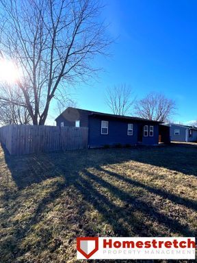 Building Photo - Updated Three Bedroom Home!