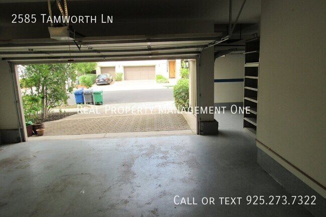 Building Photo - 2585 Tamworth Ln