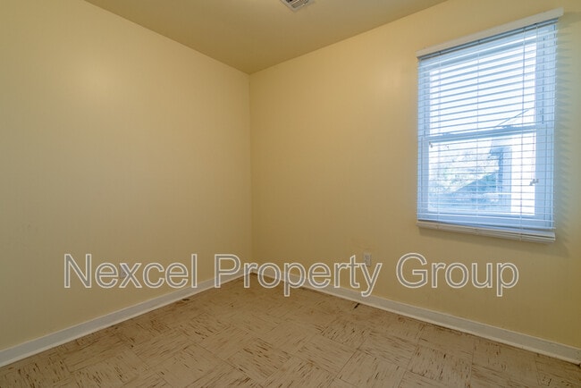 Building Photo - 318 Gannt St