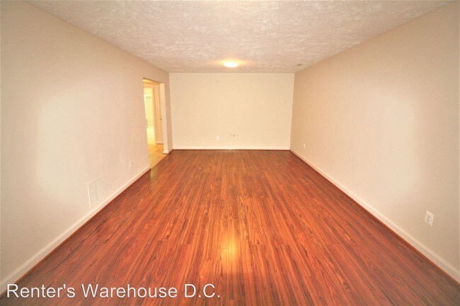 Building Photo - 3 br, 3.5 bath House - 2214 N Tuckahoe St