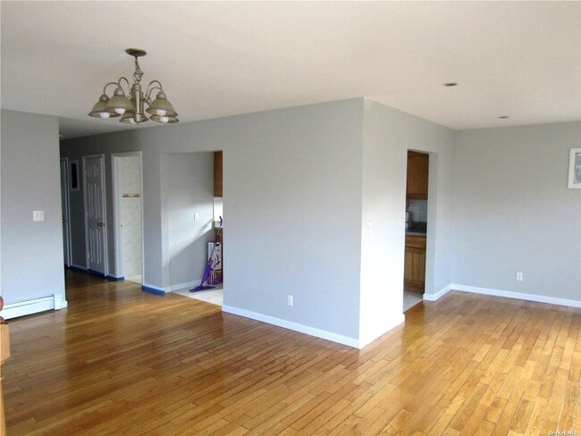 Building Photo - 93-15 240th St