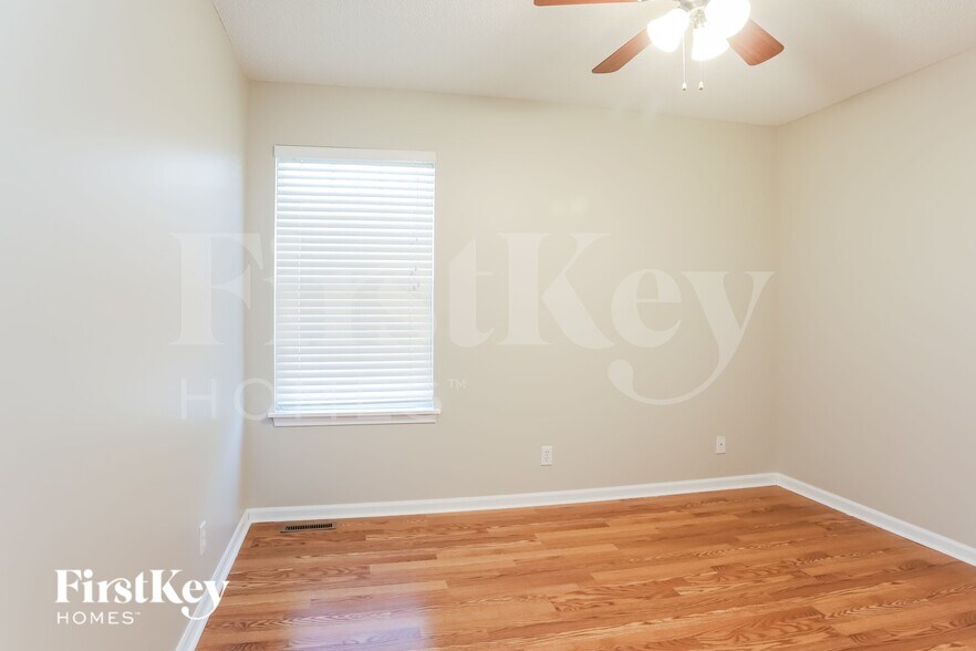 Building Photo - 20805 W 71st Terrace