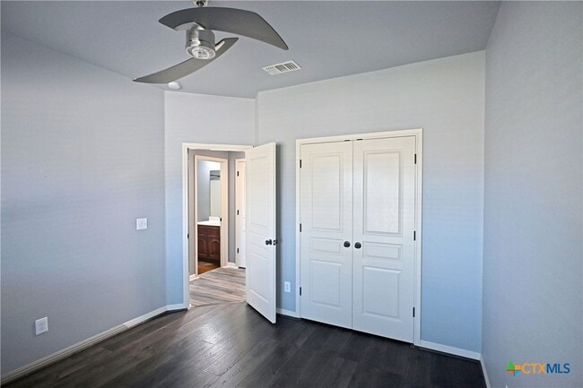 Building Photo - 2207 Hazelwood Dr