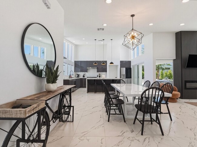 Building Photo - 2197 Jacques Dr