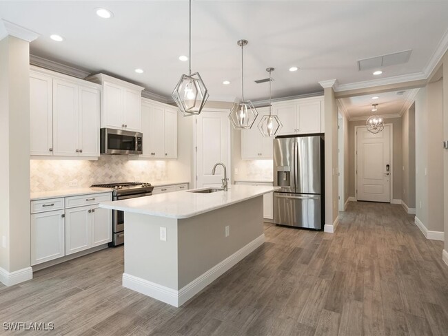 Building Photo - 2306 Marquesa Cir