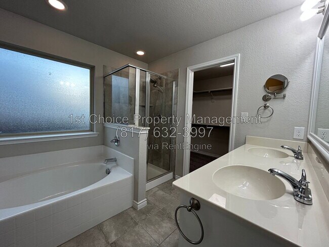 Building Photo - 7908 Wilson Cliff Dr