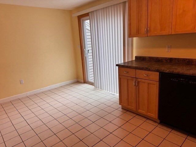 Building Photo - 1431 Pawtucket Blvd
