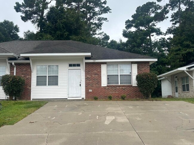 Primary Photo - 1688 Corey Wood Cir