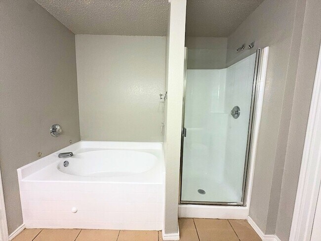 Building Photo - 3952 Golden Horn Ln