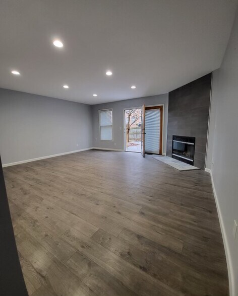 Building Photo - 2119 Fulton Ave