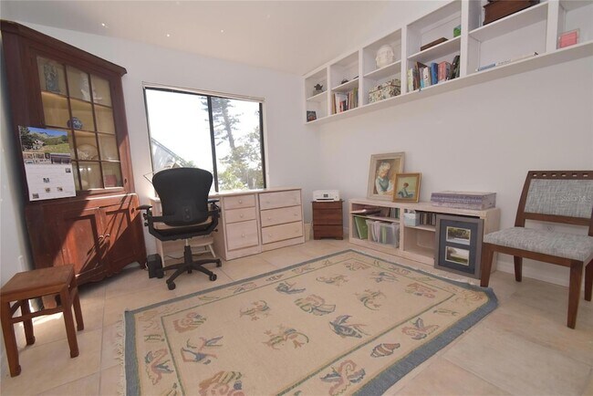 Building Photo - 1511 Pelican Point Dr