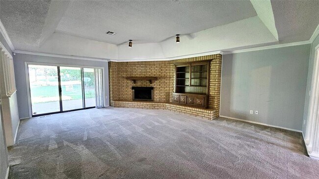 Building Photo - 4009 Cherry Hill Ln