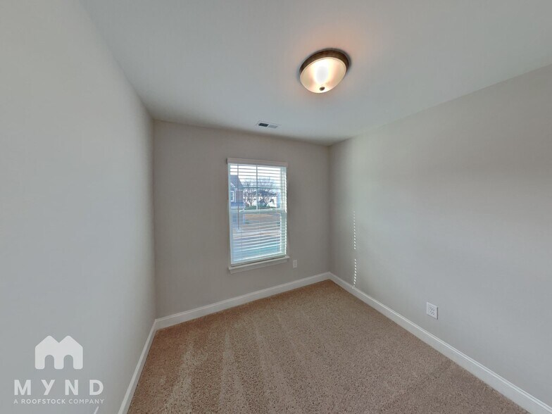 Building Photo - 5541 Stafford Rd