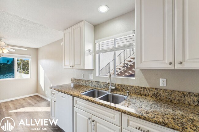 Building Photo - 34602 Calle Rosita