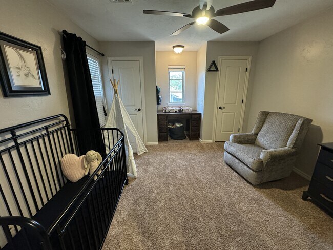 Building Photo - 2001 Mt Vernon Rd