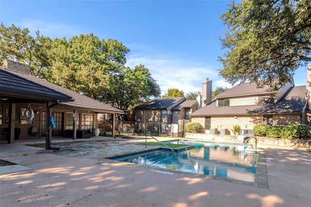 Building Photo - 333 Melrose Dr