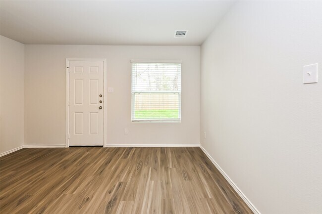 Building Photo - 2340 Blue Opal Ln