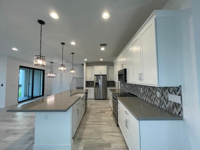 Building Photo - 8792 Antarus Dr