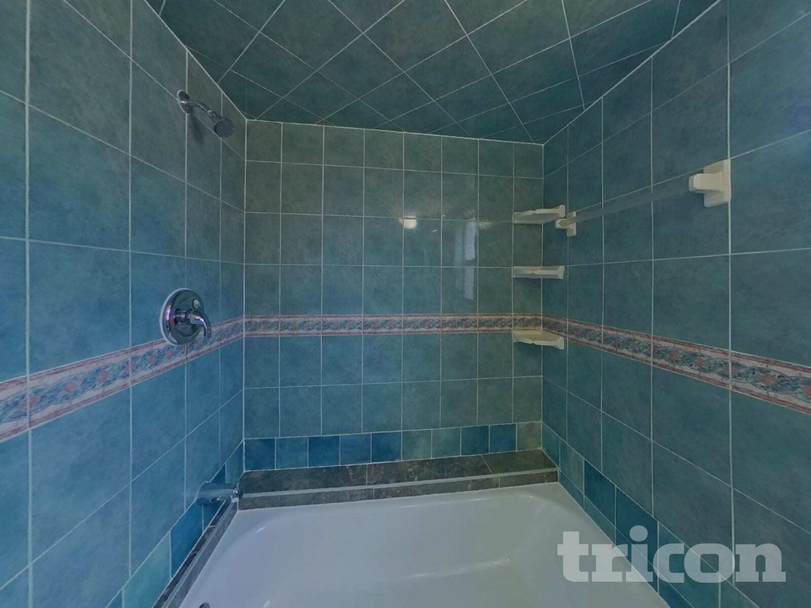 Building Photo - 2290 Colonial Dr