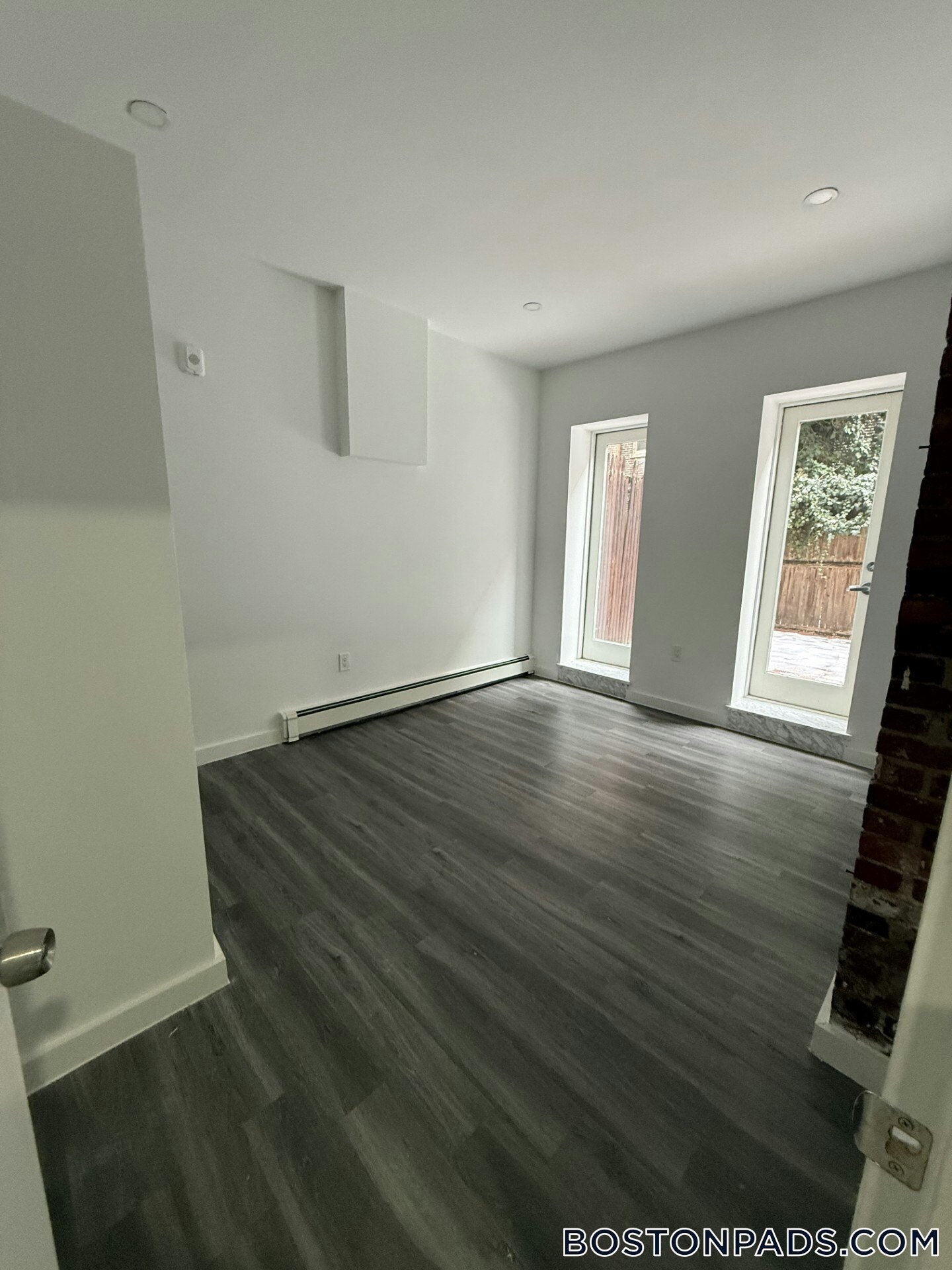 Building Photo - 21 Cortes St