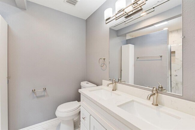 Building Photo - 6306 Riverview Way