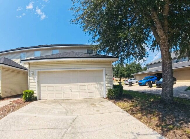 Building Photo - 515 Hopewell Dr