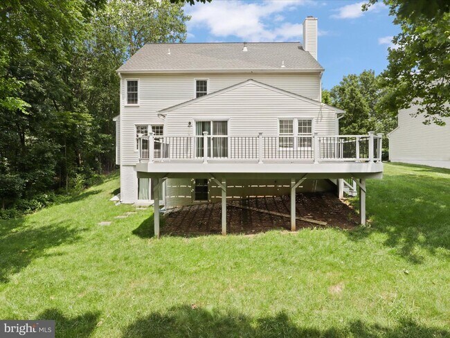 Building Photo - 1518 Summerset Pl