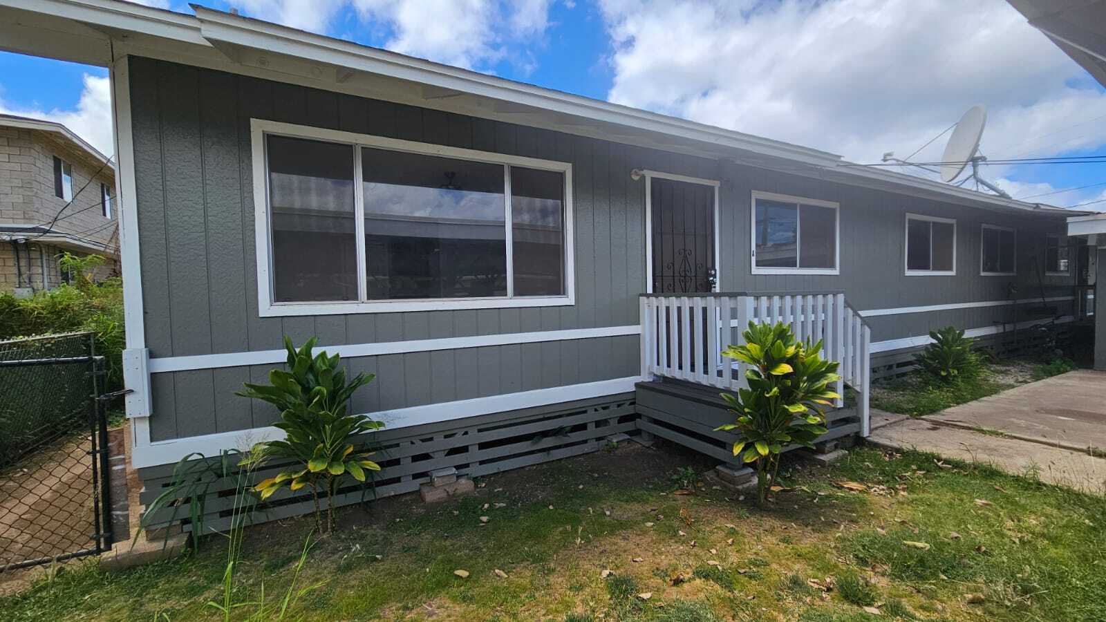 Front Entrance - 85-794 Lihue St