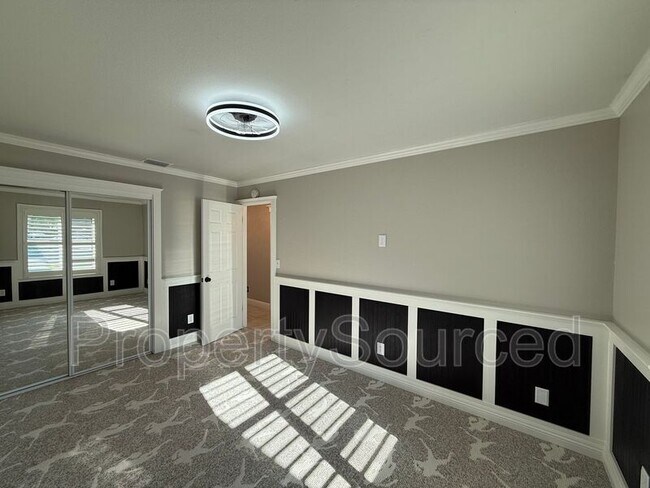 Building Photo - 1351 Aksland Dr