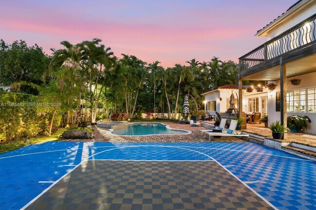 Building Photo - Northeast 5th Avenue Road, Miami Shores, FL 33138 - 5 BR 4 BA single-family home