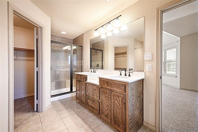 Building Photo - 307 Alene Dr