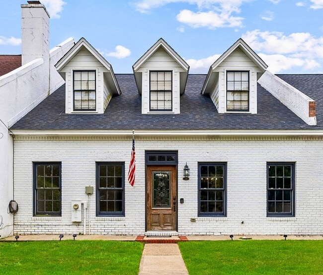 Primary Photo - 1421 Lemhurst Rd