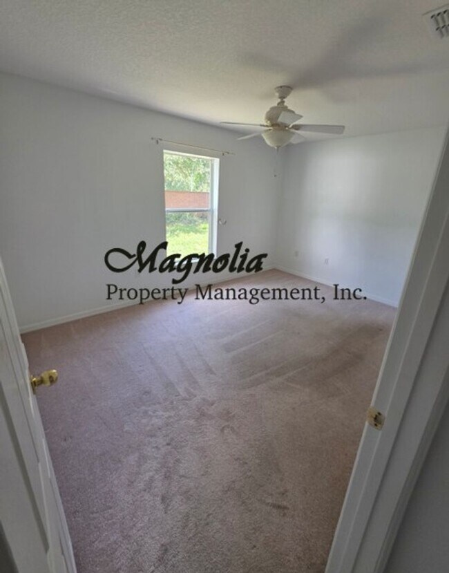 Building Photo - 1629 Pickard Cir
