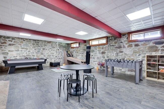 Building Photo - One of a kind Castle on the Hill for Rent! Minimum 1 month lease