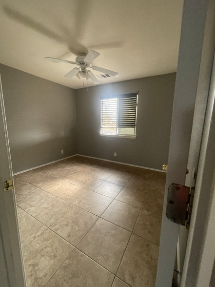 Building Photo - 15101 Mimebark Way