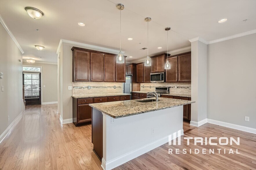 Building Photo - 516 Leighton Woods Ct