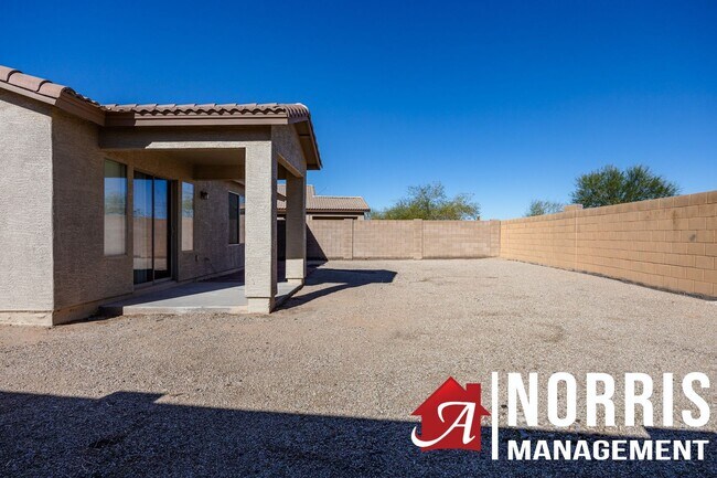 Building Photo - Great Home in a Great Location