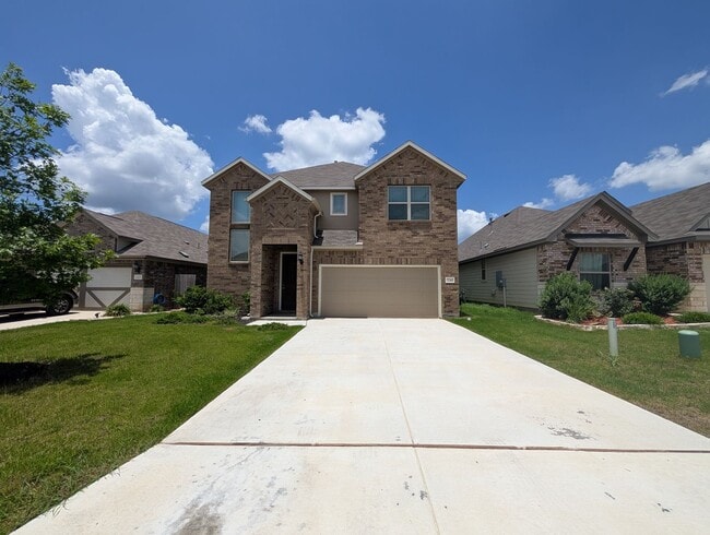 Building Photo - 4/2.5/2 with Large Game Room / Near Gruene...