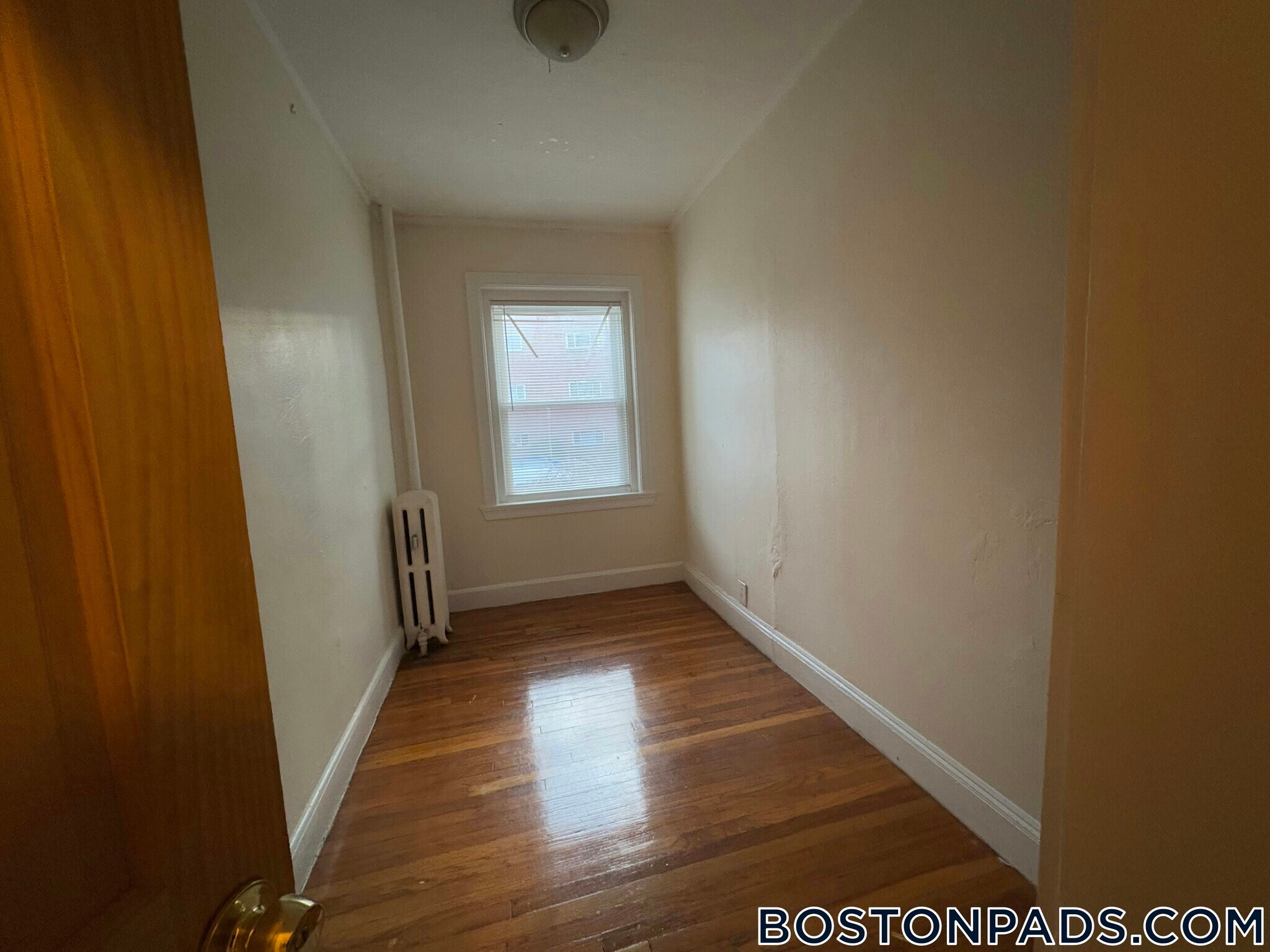 Building Photo - 248 Kelton St