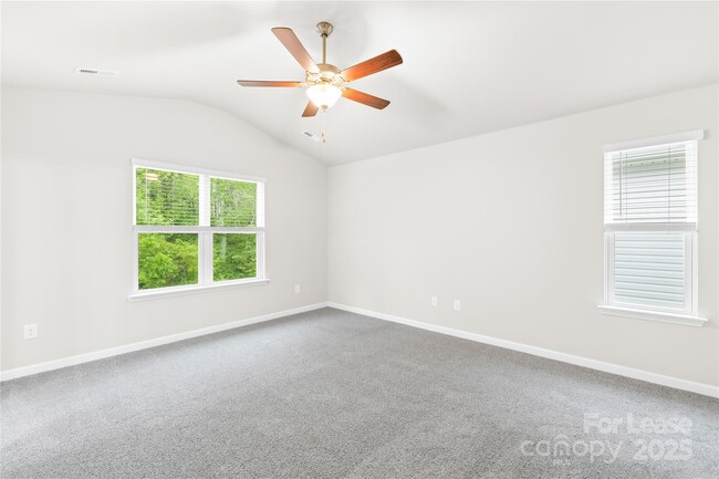 Building Photo - 2116 Clapham Ct