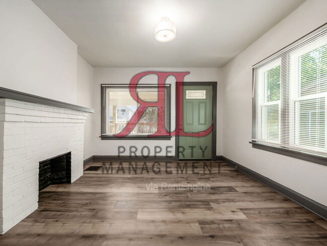 Building Photo - 439 Eldridge Ave