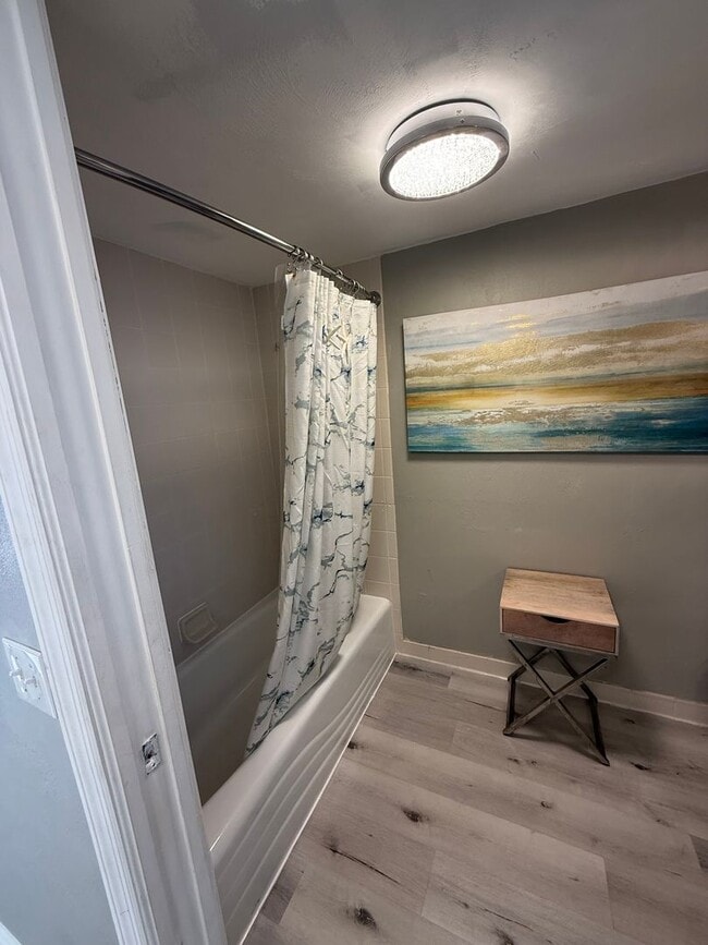 Building Photo - Ocean FRONT Studio! Amazing and must see! DEPOSIT-FREE Renting option thru OBLIGO! Deposit Altern...