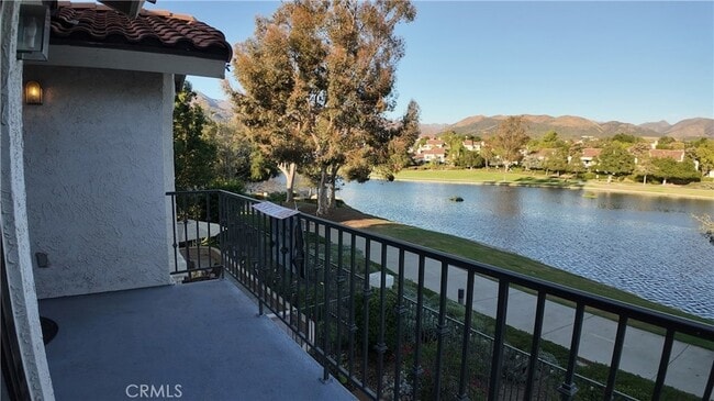 Building Photo - 32 Vista-Lago