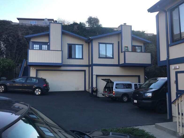Building Photo - 512 Lewis Ln