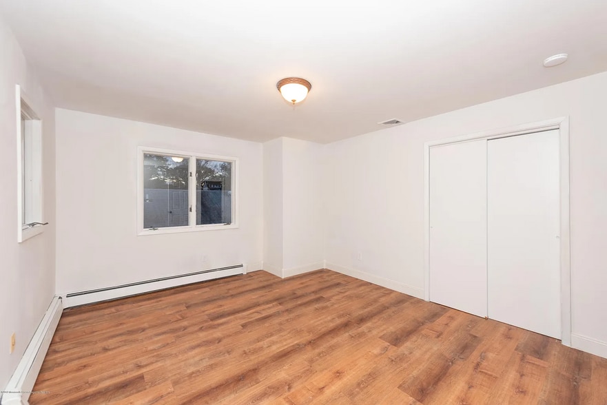 Building Photo - 32 Franklin Avenue