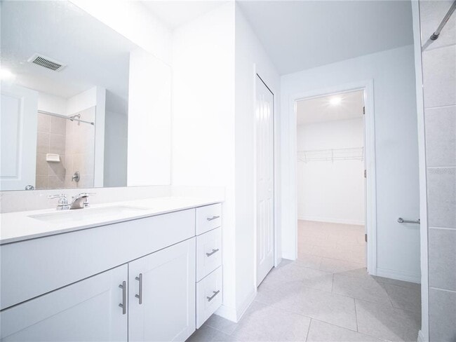 Building Photo - 2813 10th St SW