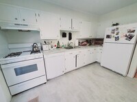 Building Photo - 13 Elmwood St