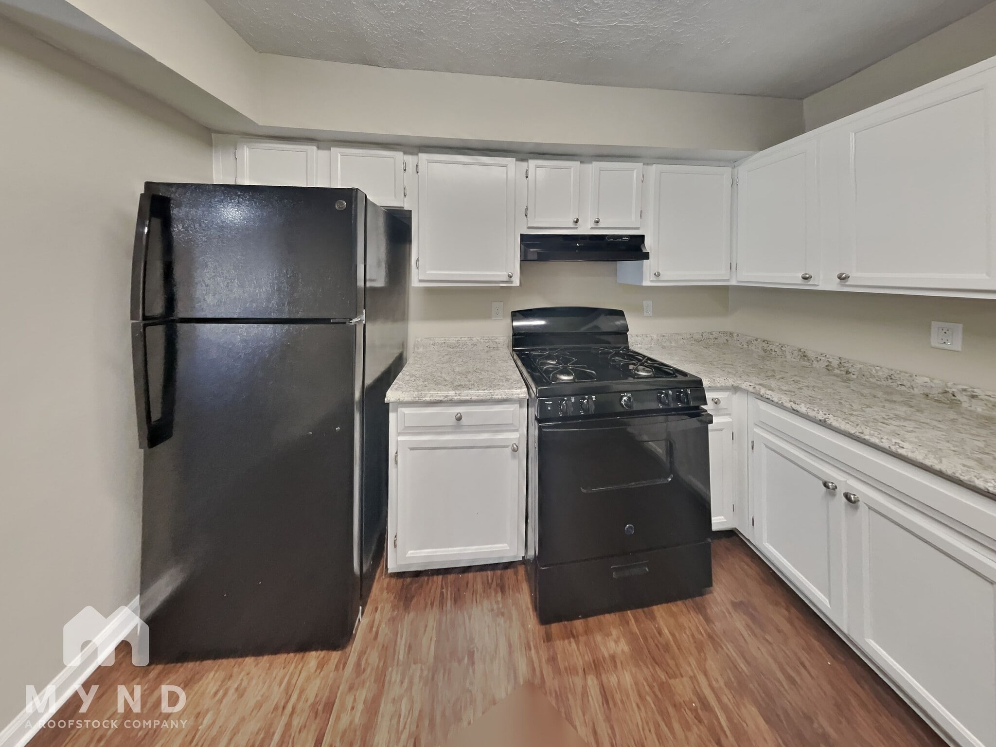 Building Photo - 717 Redland Dr