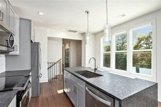 Building Photo - 1350 May Ave SE
